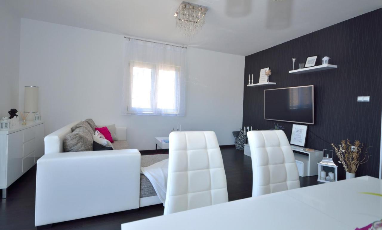 Apartment Staro Selo *